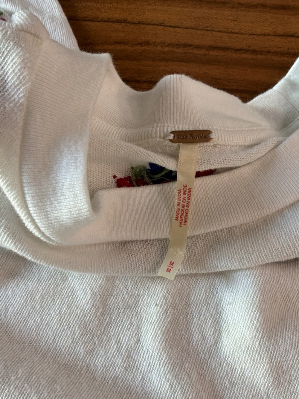 FREE PEOPLE EMBROIDERED TEE - Picture 4 of 7